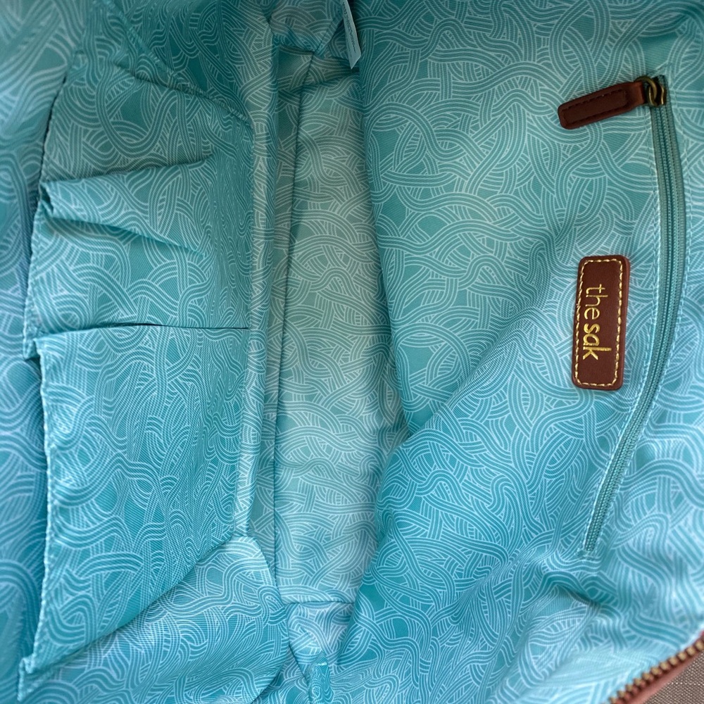 1 LEFT The Sak Sierra Convertible Leather Satchel - Picture 16 of 16